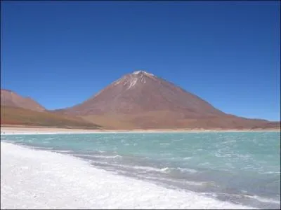 Combien sont les pays frontaliers avec la Bolivie ?