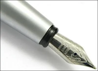 Comment dit-on 'stylo-plume' en anglais ?