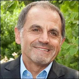 Qui en fut le premier présentateur ?