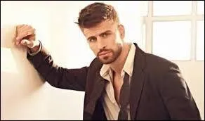 Quel est ce joueur et qui est sa femme ?