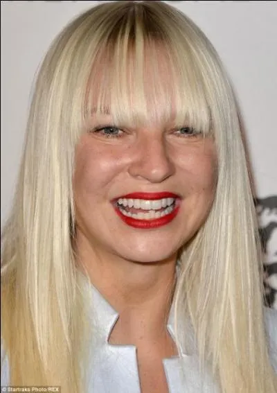 Quelle langue parle-t-elle ?