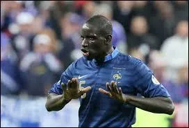 Dans quel club anglais joue Mamadou Sakho ?