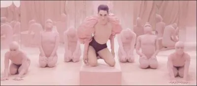 Quelle revue lui a réservé un article à deux reprises ?