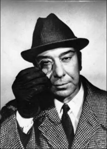 Monocle : Quel est ce film de Georges Lautner ?