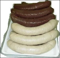 Lequel de ces groupes nominaux est synonyme du boudin à l'oignon ?