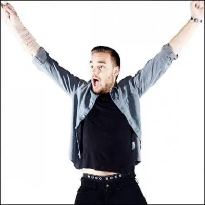 Comment s'est-il cassé le bras ?