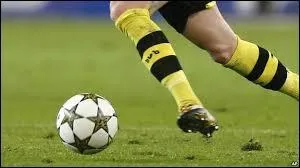 Comment traduisons-nous en espagnol le "football" ?