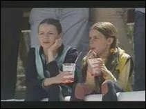 Qui sont ces filles ? (Deux réponses à cocher)