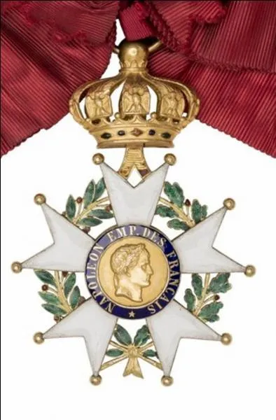 Parlons gros sous ! Chaque grade ou distinction donne droit à une rente annuelle. Quelle est la valeur « phénoménale » actuelle de cette rente pour un chevalier et pour un Grand-croix ?