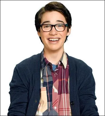 Comment s'appelle le grand frère de la famille ?