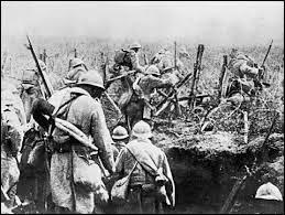 On pose les armes ! Et oui, ça y est, la Der des Der est terminée, et cela le 11 novembre 1918 à...