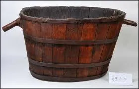 Quelles personnes utilisent ce grand contenant ?