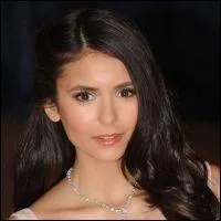 Quel rôle joue Nina dans la série ?