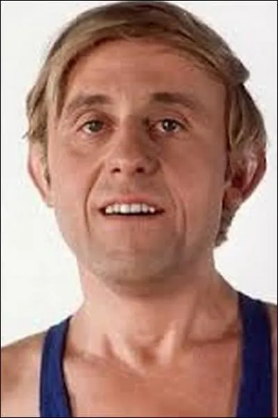 Christian Marin a joué le rôle du gendarme Albert Merlot dans le film "Le gendarme se marie". Quelle est la bonne réponse ?