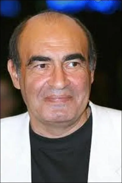 Philippe Khorsand a joué dans le film "Mes meilleurs copains" de Jean-Marie Poiré, sorti en 1989. Quelle est la bonne réponse ?