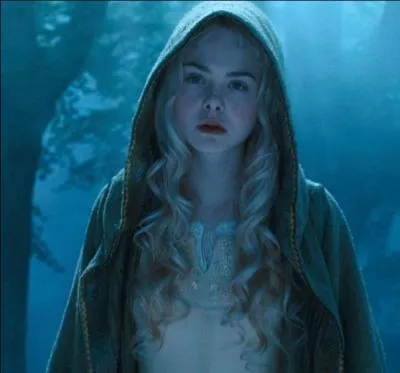 Et cette jolie blonde ?