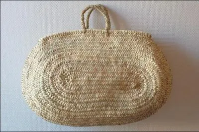 Il ne servira pas à transporter le bébé, mais il s'agit bien d'un panier ------.