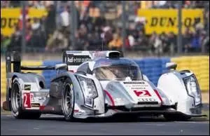 La course automobile des 24 heures du Mans dure en réalité 22 heures.