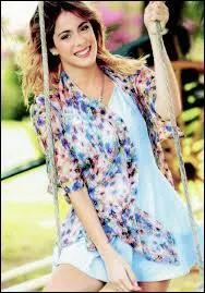 Martina a-t-elle joué dans "Patito Feo" et qui est le producteur de cette série ?