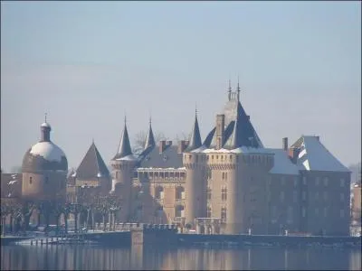 Votre oncle Patrick vous invite pour le prochain week-end dans sa maison de La Clayette, dans quel département irez-vous ?