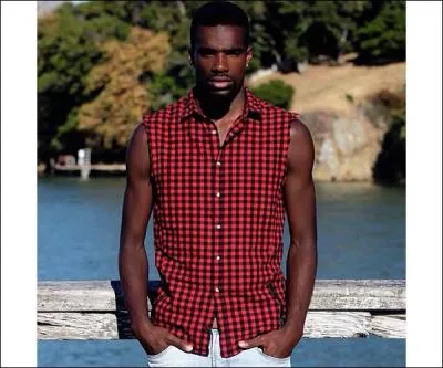 Et comment s'appelle ce candidat ?