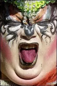 Qui est ce souverain de Salamine de Chypre, assassiné en 374 av. J.-C. par un eunuque lors d'un complot ?