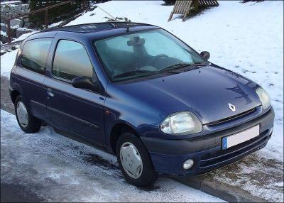 Quel est ce vhicule de la marque Renault ?