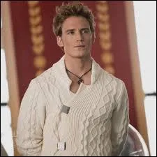 Que révèle Finnick sur Snow ?