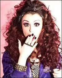 Comment s'appelle son père ?