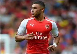 De quelle nationalité est Alex Oxlade-Chamberlain ?
