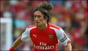 De quelle nationalité est Tomás Rosický ?