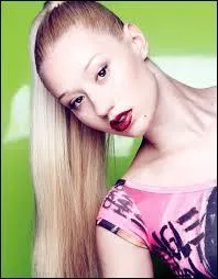 Quel âge Iggy a-t-elle en 2014 ?