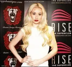 Lequel de ces jours a vu la naissance de cette jeune femme ?