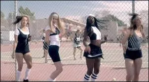 Dans lequel de ces clips cette image se trouve-t-elle ?