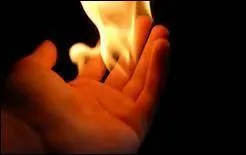 Que signifie l'expression 'En mettre sa main au feu' ?