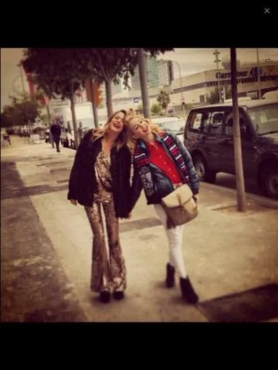 Mercedes est la meilleure amie de Tini.