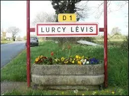 La commune auvergnate de Lurcy-Levis se situe dans le département ...