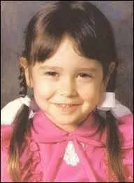 Qui est cette adorable petite fille ?