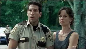 Que s'est-il passé en l'absence de Rick, entre Lori & Shane ? Que dit Lori à Shane, quand elle s'aperçoit que Rick est vivant ?