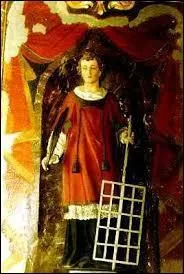 Qui est ce diacre et martyr, ayant refusé de livrer les biens matériels et les archives de l'église dont il a la garde, qui fut torturé et brûlé sur un gril ?