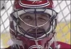 Patrick Roy ou Casseau est réputé pour être le gardien à avoir joué le plus de matchs en prolongation, pour avoir marqué des buts ou pour son célèbre clin d'il. Roy sera toujours réputé pour avoir porté le numéro...