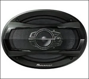 De quelle marque est ce haut parleur ?