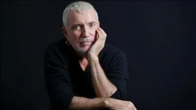 Bernard Lavilliers a chanté : ''New York juillet'' , ''Octobre à New York'' et ''Y a pas qu'à New York'' ... Indéniablement, cette ville a une forte attirance pour le célèbre...