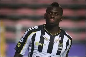 Qui est cet attaquant du Sporting de Charleroi ?