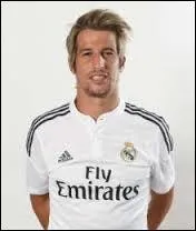 De quelle nationalité est Fábio Coentrão ?