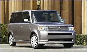 A quel marque appartient ce modèle dont le nom est "xB" ?