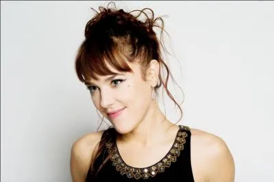 Quelle est cette star ? Elle chante "Je veux".