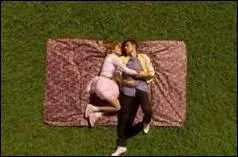 Quelle surprise Léon a-t-il faite à Violetta dans le premier épisode de la saison 3 ?