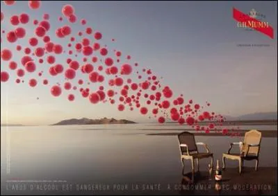 Qu'est ce qui est rouge quand il s'agit du Champagne Mumm ?