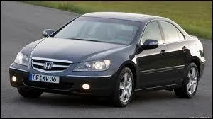 Comment appelle-t-on cette voiture ?